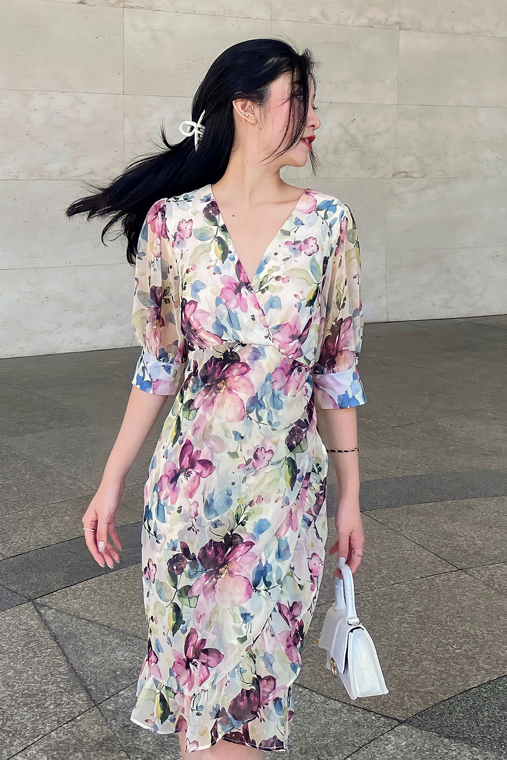 Đầm quấn họa tiết hoa phối bèo 