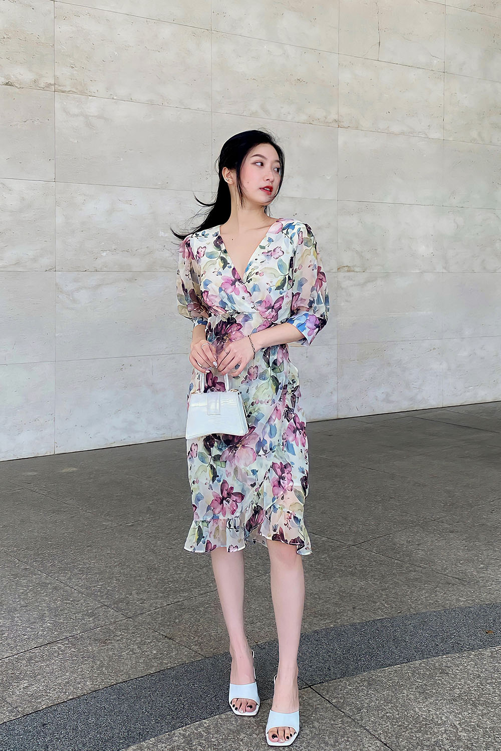 Đầm quấn họa tiết hoa phối bèo 