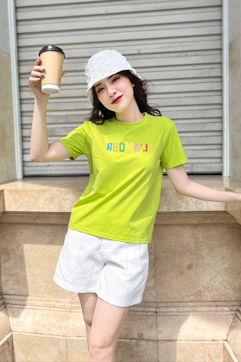 Áo thun nữ họa tiết chữ nhiều màu