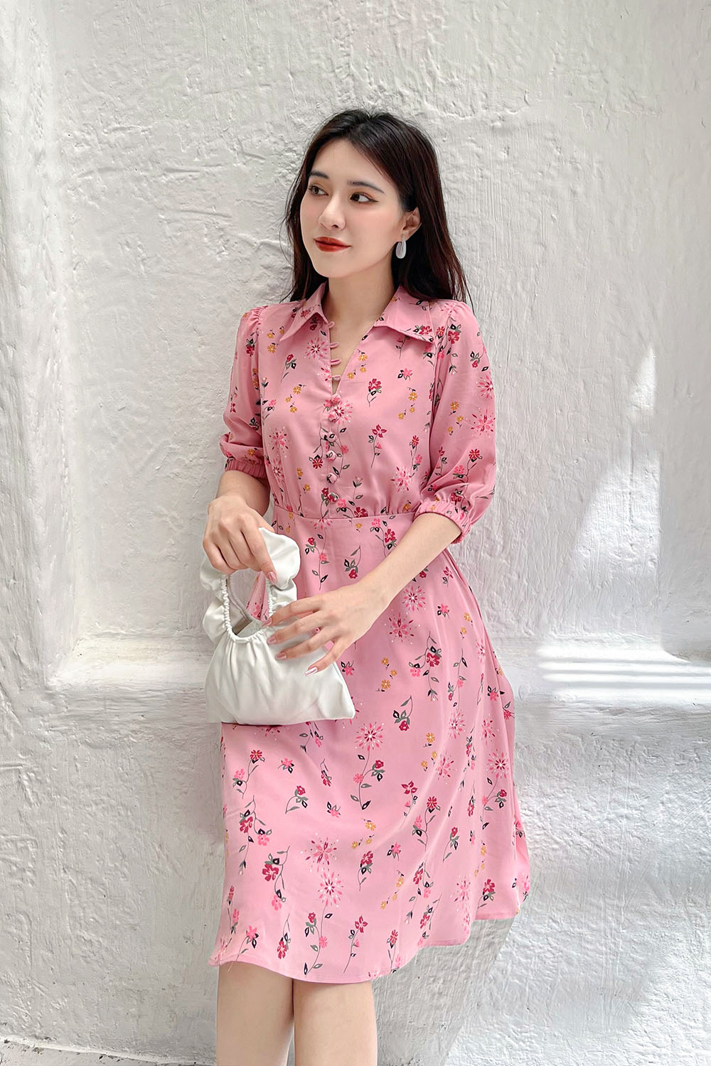 Đầm xòe hoa tay lỡ cổ sơ mi