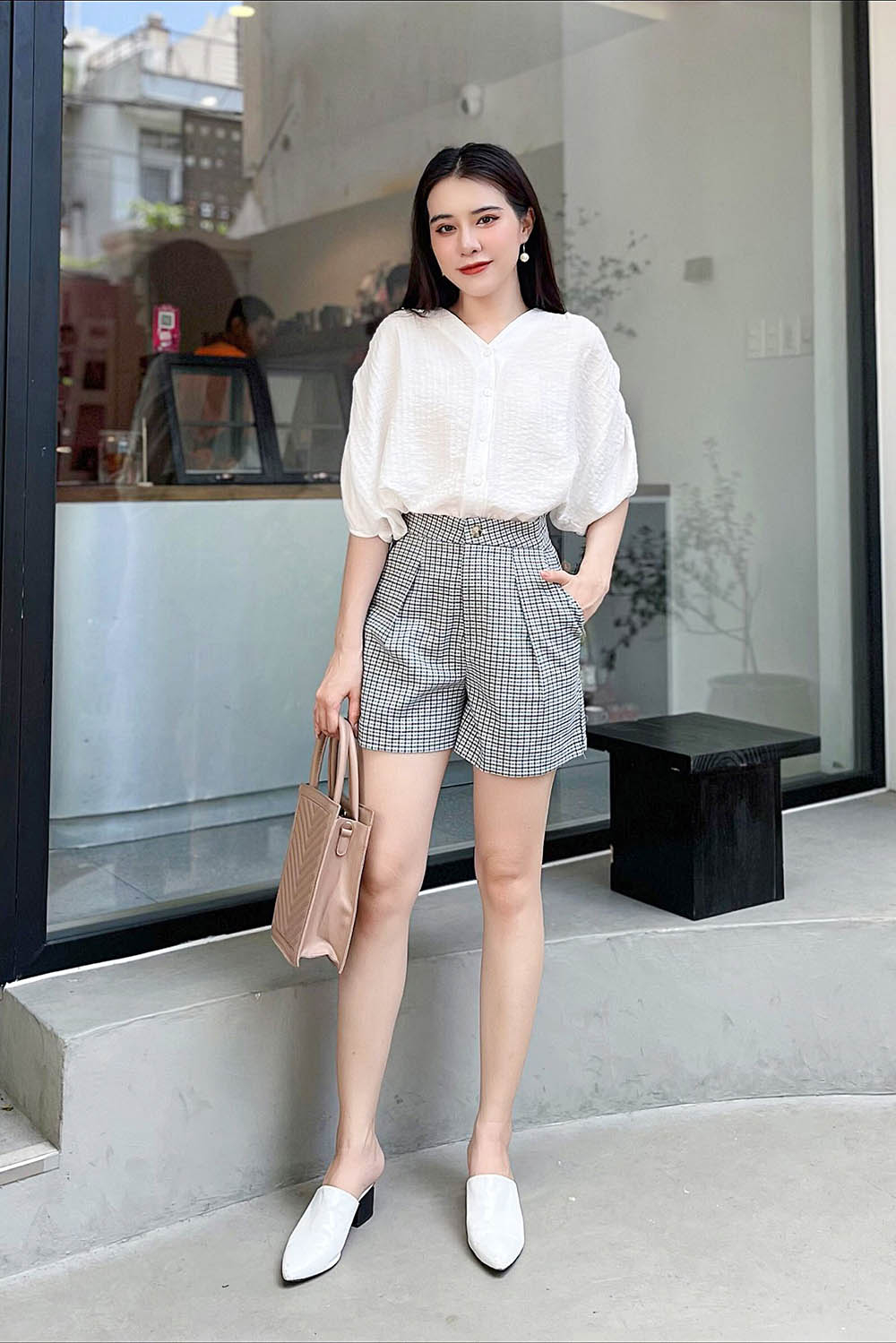 Quần đùi nữ họa tiết caro nhí