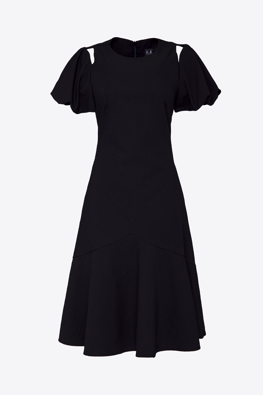 Đầm đen đuôi cá tay phồng