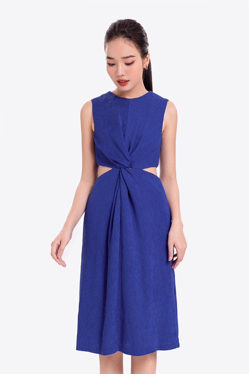 Đầm dự tiệc sát nách cut-out xoắn eo