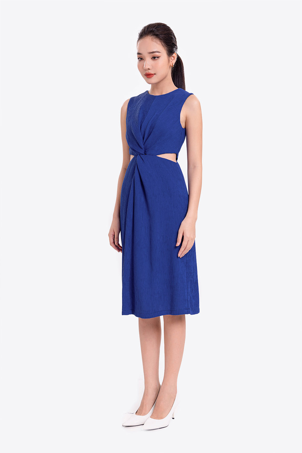 Đầm dự tiệc sát nách cut-out xoắn eo