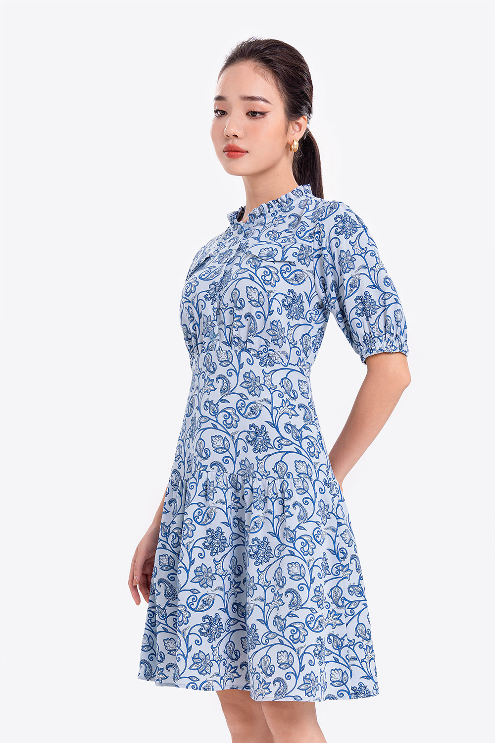 Đầm xòe họa tiết cổ viền bèo tay lỡ