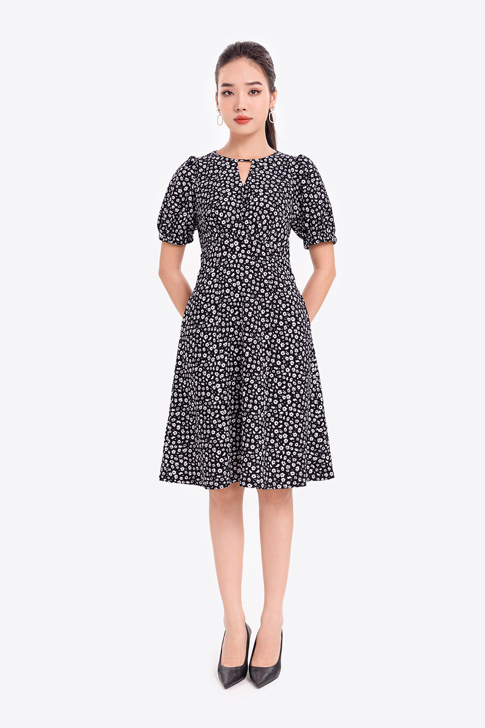 Đầm công sở hoa dáng xòe