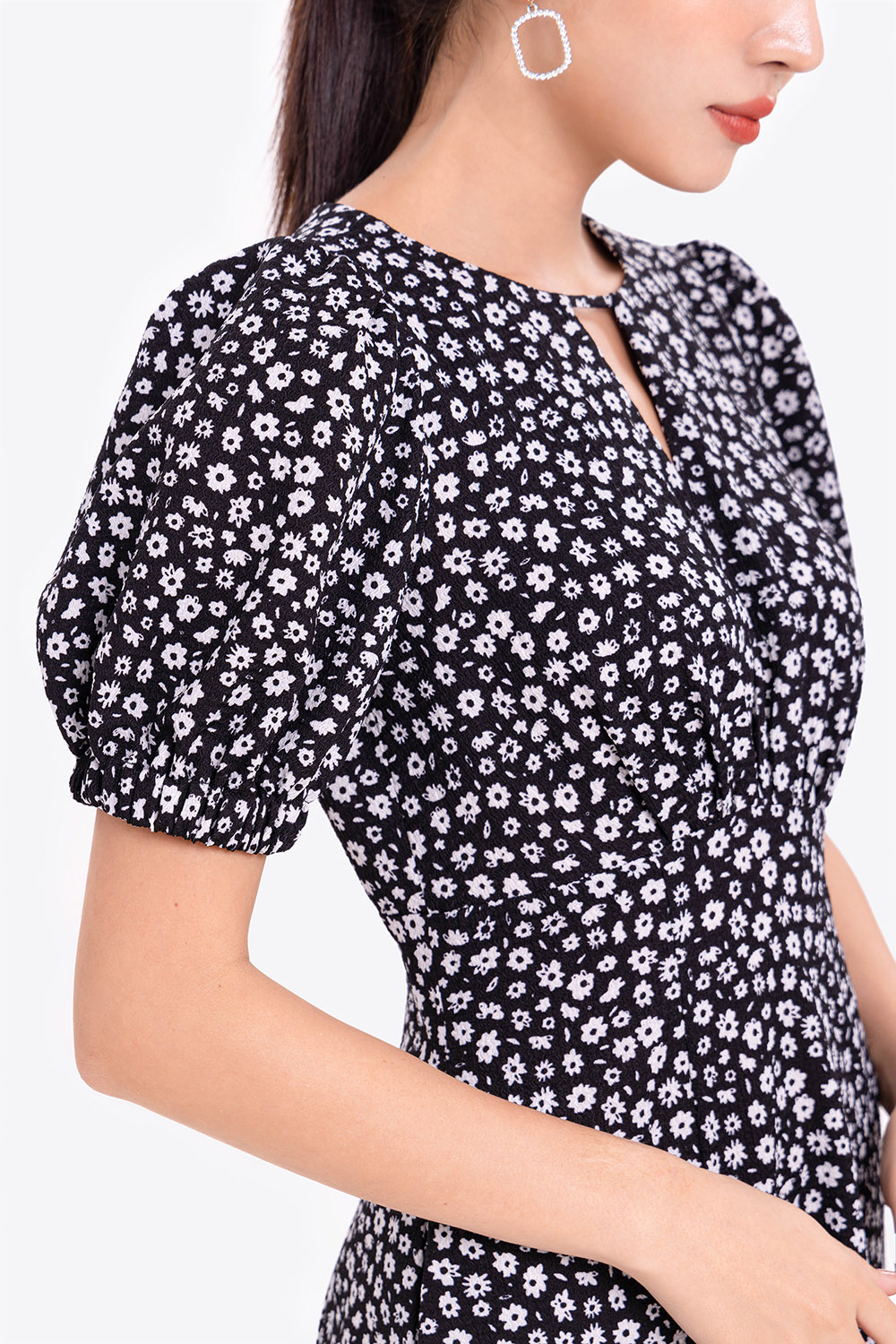 Đầm công sở hoa dáng xòe