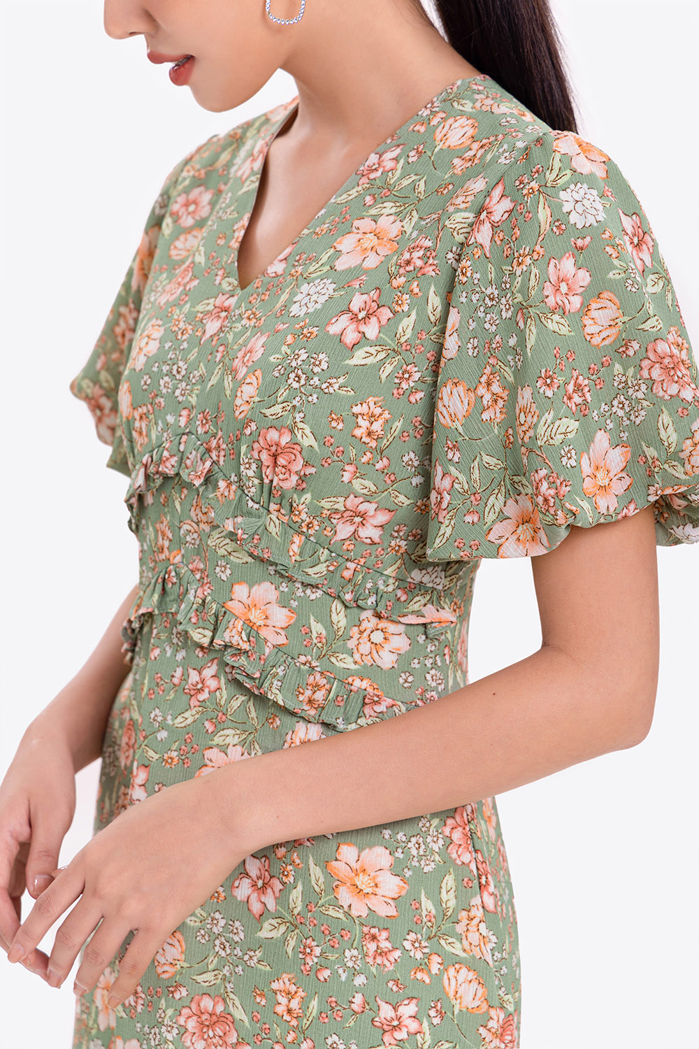 Đầm hoa chữ A tay phồng eo viền bèo