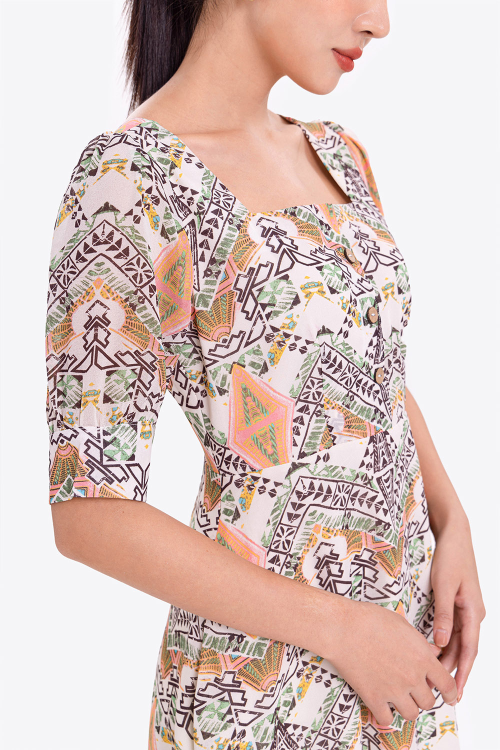 Đầm xòe họa tiết công sở cổ vuông