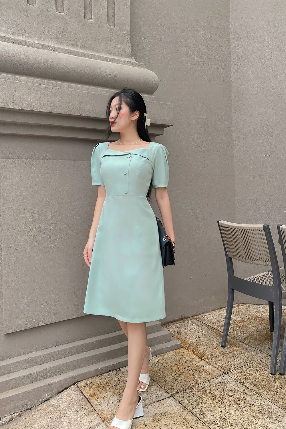 Đầm xòe chữ A công sở tay phồng