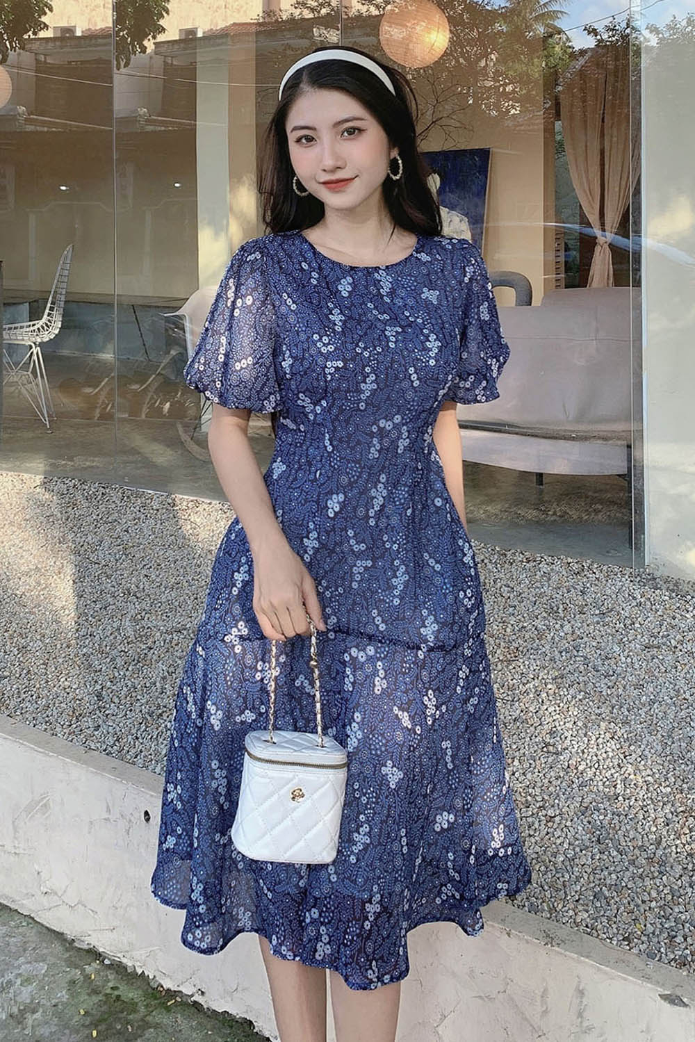 Đầm họa tiết dáng suông hạ eo tay phồng