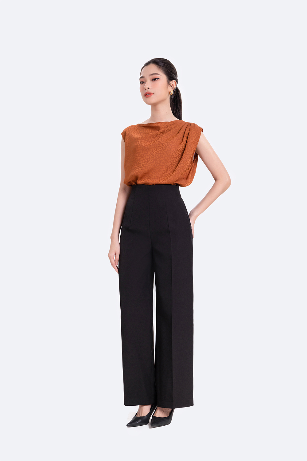 Quần đen ống suông nữ khóa kéo sau