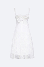 Đầm ren trắng hai dây cut-out lưng