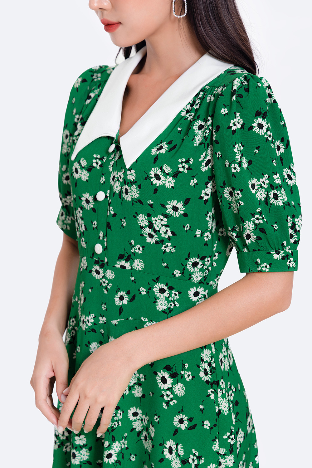 Đầm hoa dáng xòe cổ sen tay lửng