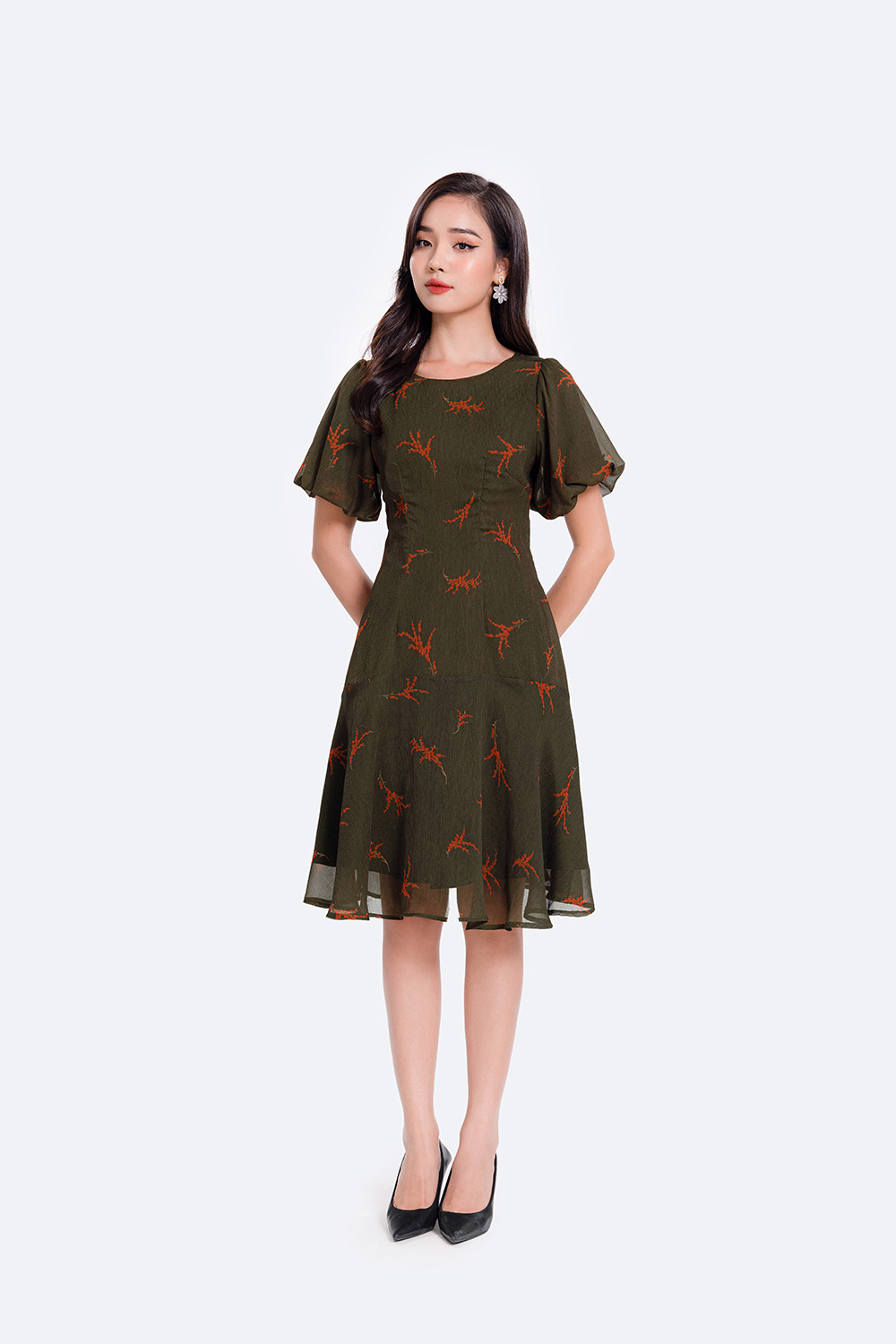 Đầm họa tiết đuôi cá tay phồng