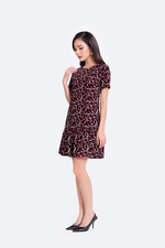 Đầm suông đuôi cá họa tiết