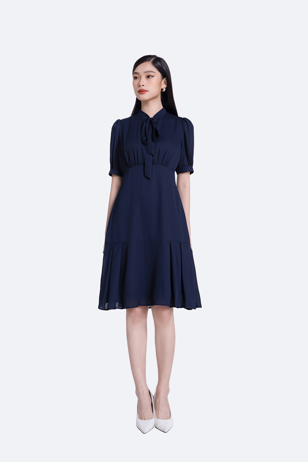 Đầm xòe đuôi cá công sở cổ phối nơ