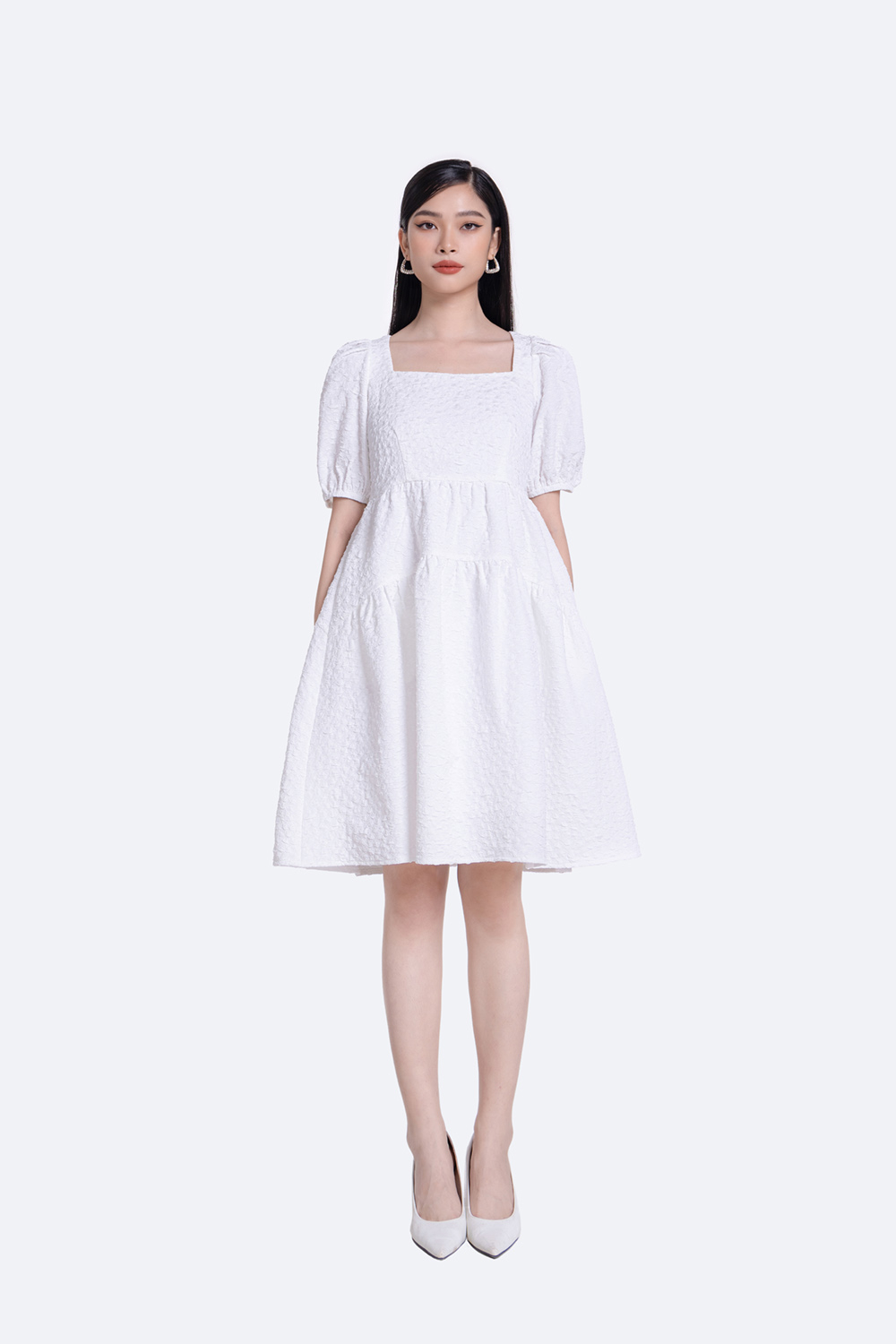 Đầm trắng cổ vuông tay dài phối ren hạt  Váy trắng cổ vuông tay dài phối  ren hạt đầm dự tiệc hình thật sẵn  ShopeeCheckcom