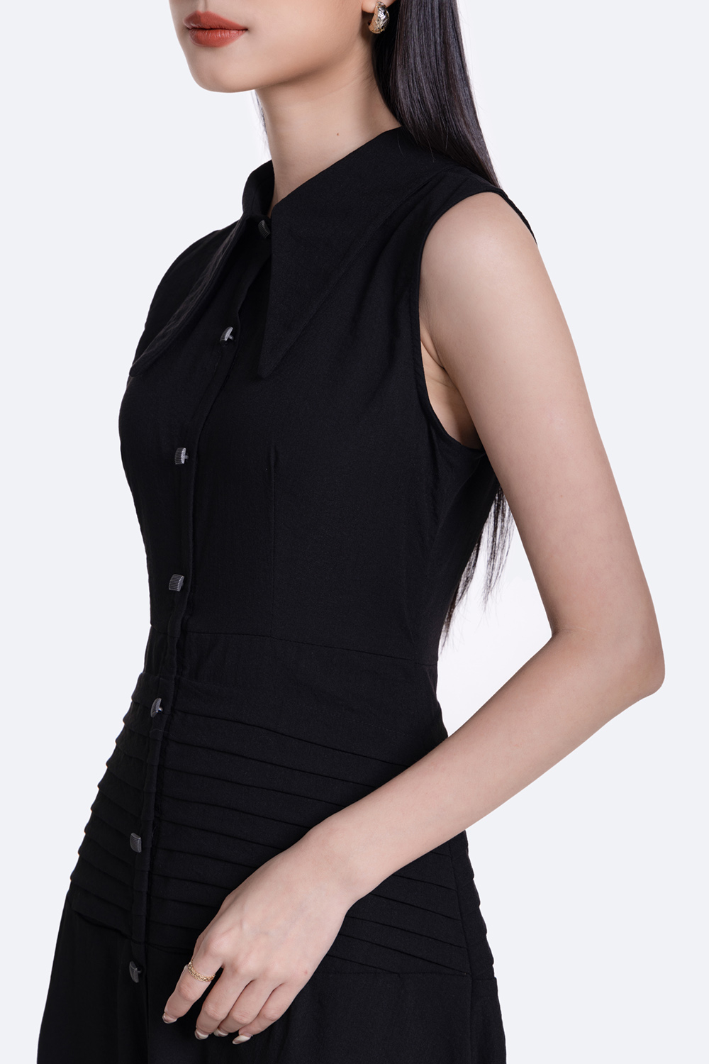 Đầm xòe đen sơ mi dáng dài