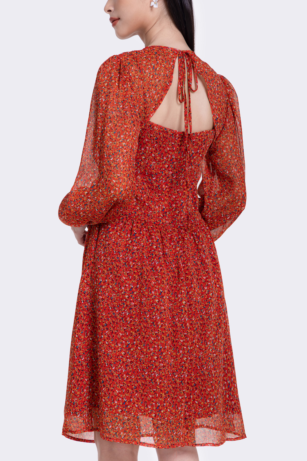 Đầm voan tay dài dáng xòe xếp ly