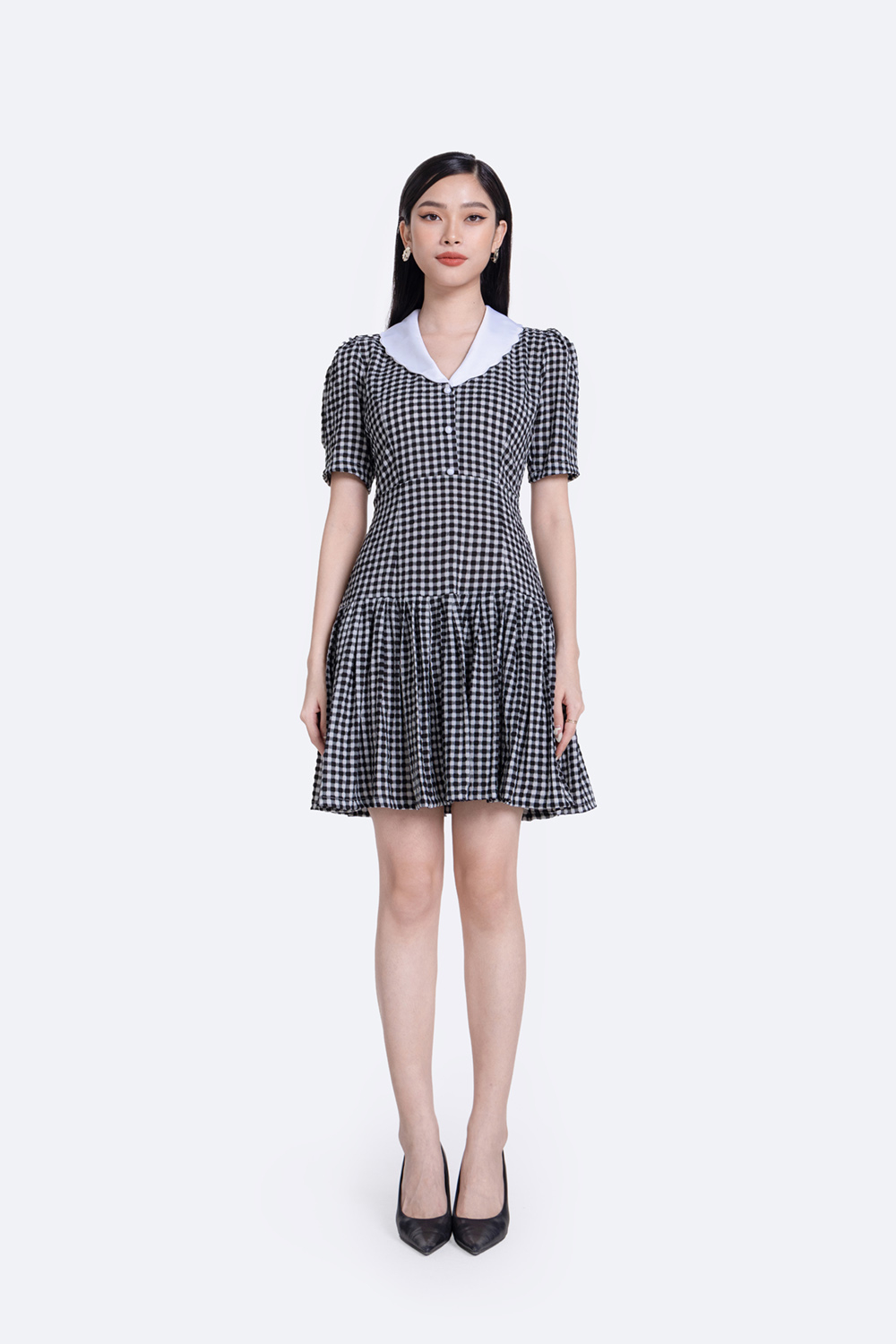 Đầm caro đuôi cá cổ sen trắng