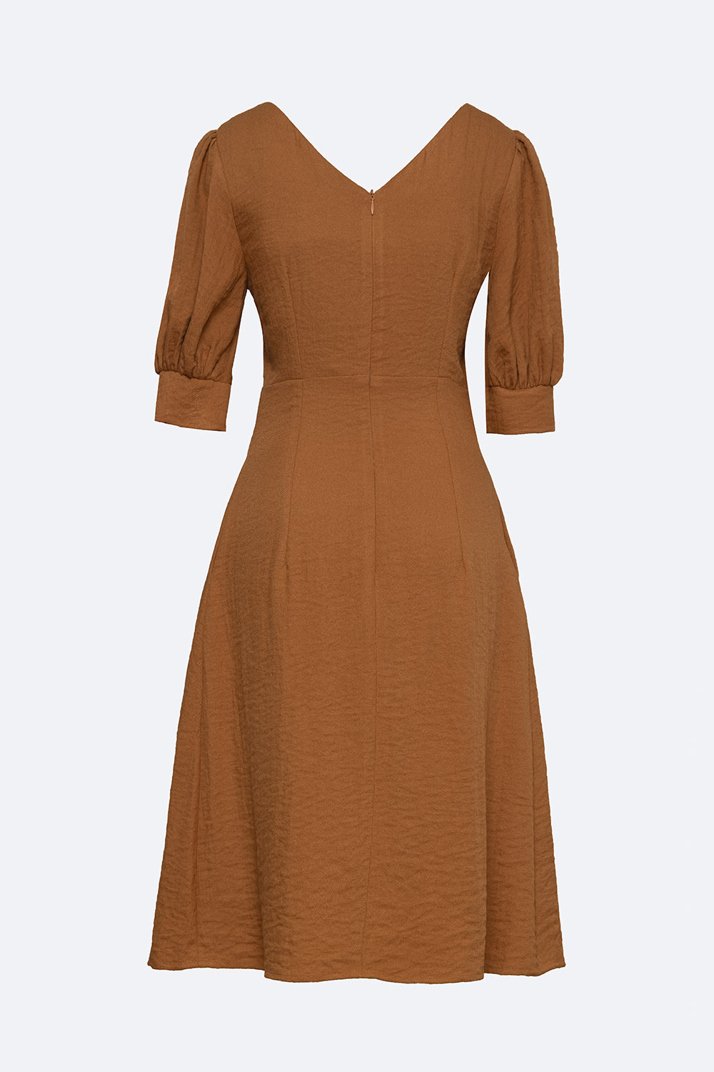 Đầm xòe nhún ngực cổ cut-out