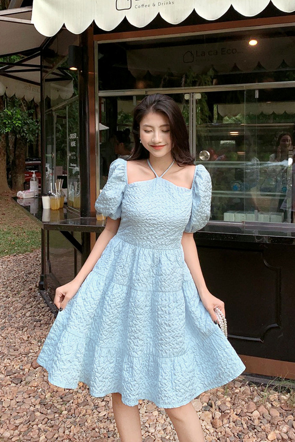 Đầm xòe tay phồng cổ chéo dây