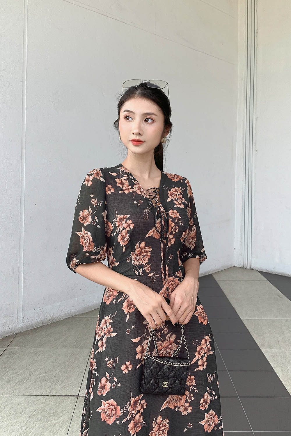 Đầm hoa công sở dáng dài cổ phối nơ