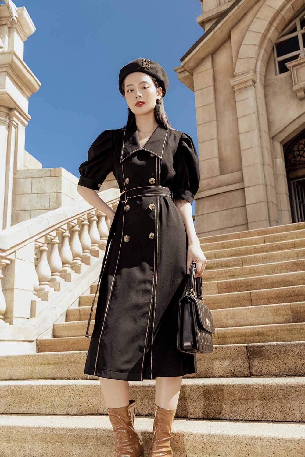 Đầm đen chữ A dáng dài kèm thắt eo