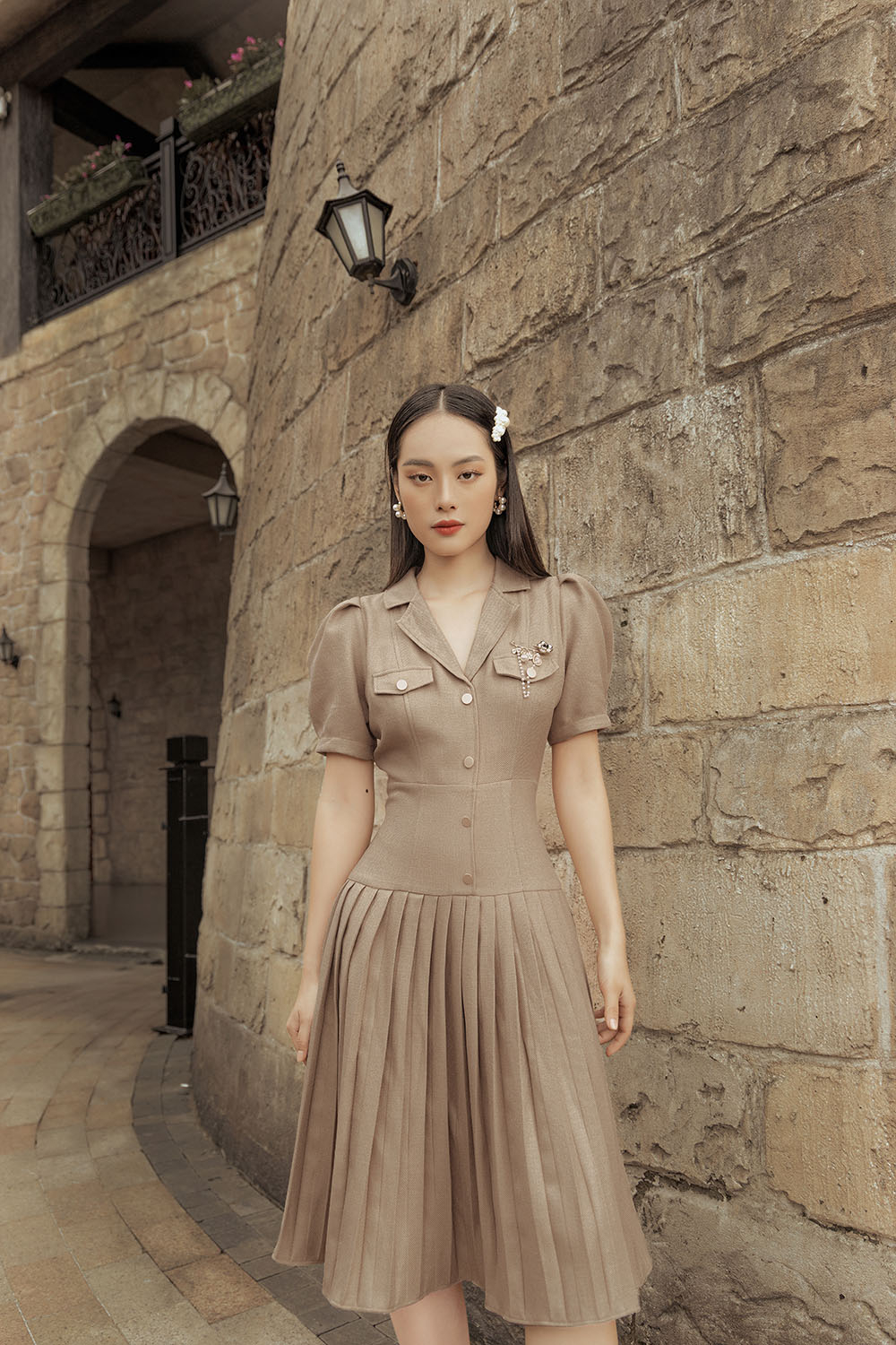 Đầm sơ mi công sở tùng váy xếp ly