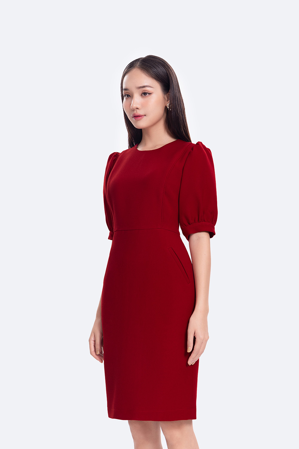 Đầm công sở nữ dáng ôm nhẹ tay lỡ