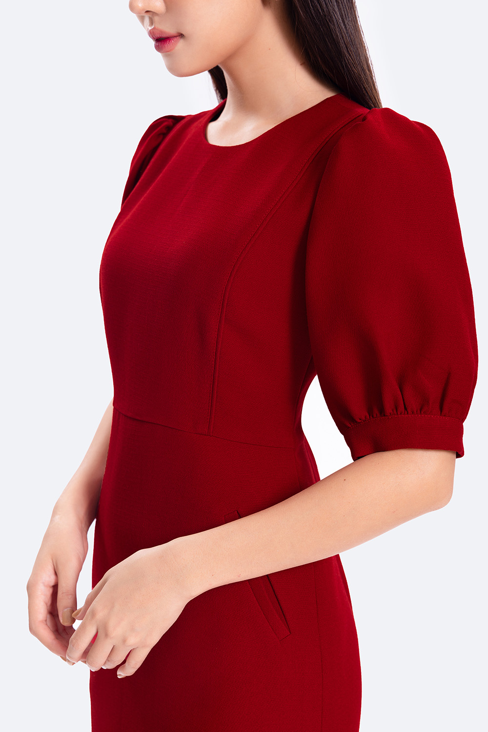 Đầm công sở nữ dáng ôm nhẹ tay lỡ