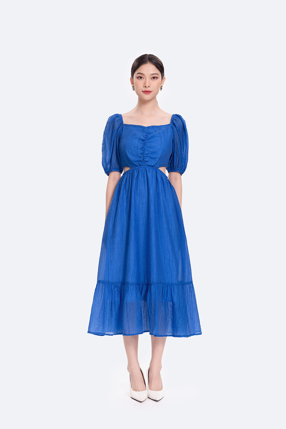 Đầm midi dáng xòe tay lỡ cut-out eo