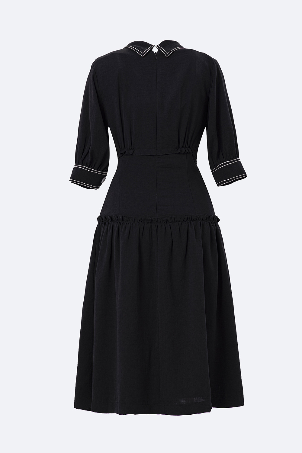 Đầm xòe đen công sở nhấn eo viền trắng