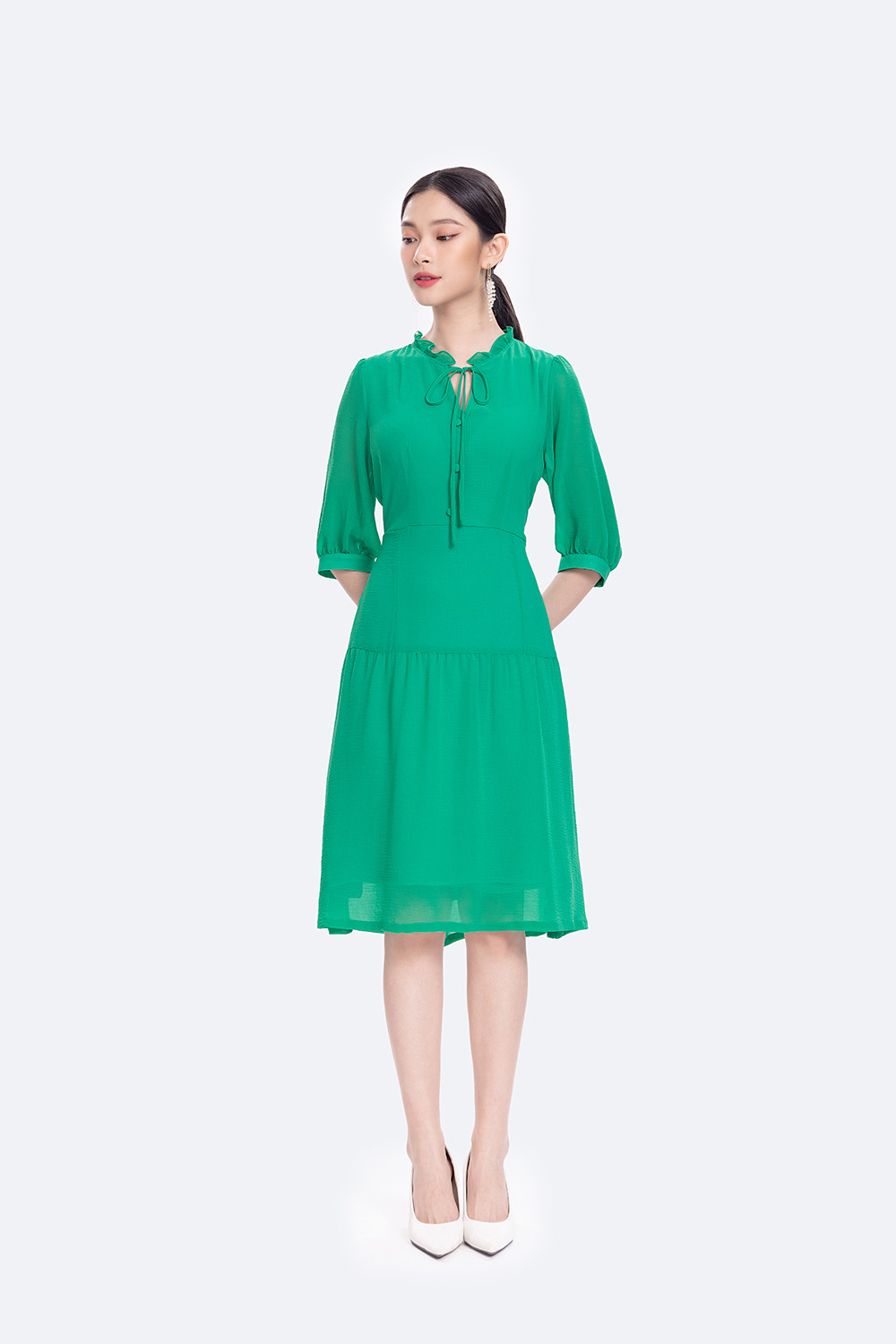 Đầm xòe nữ công sở tay lỡ cổ phối nơ