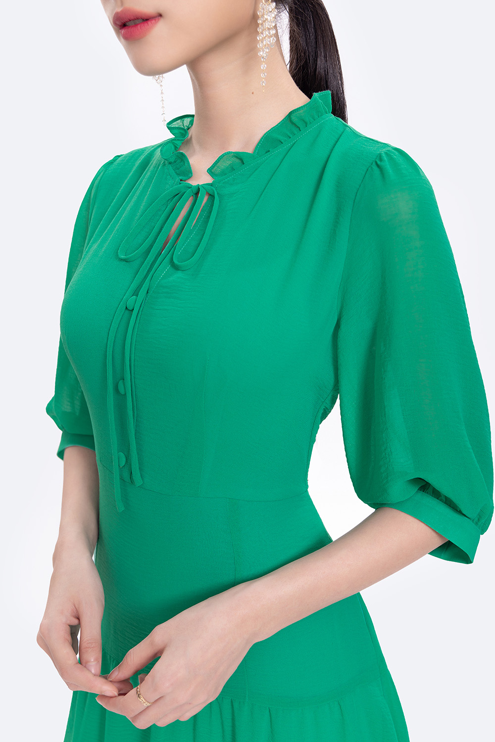 Đầm xòe nữ công sở tay lỡ cổ phối nơ