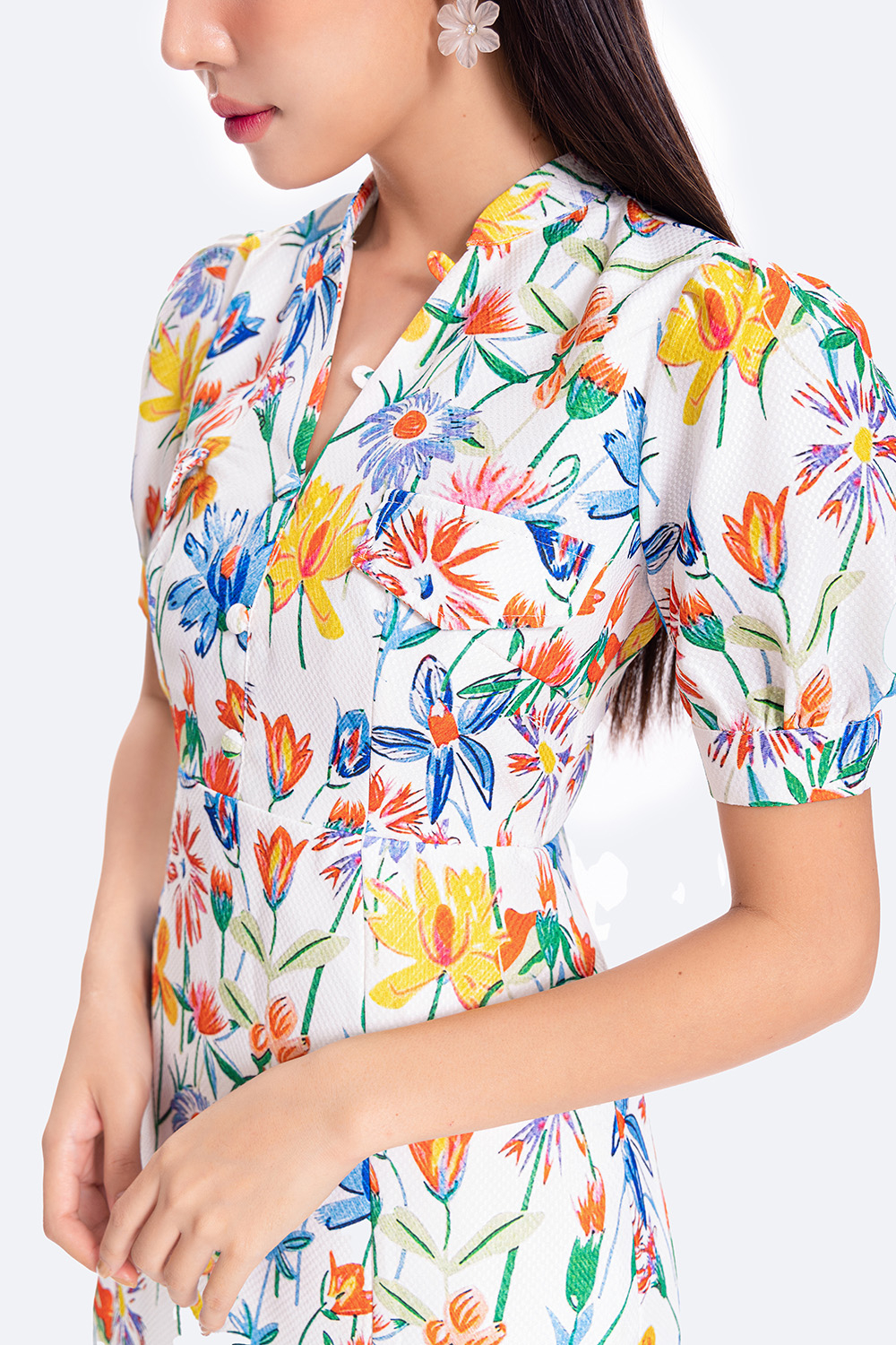 Đầm hoa chữ A cổ V tay phồng