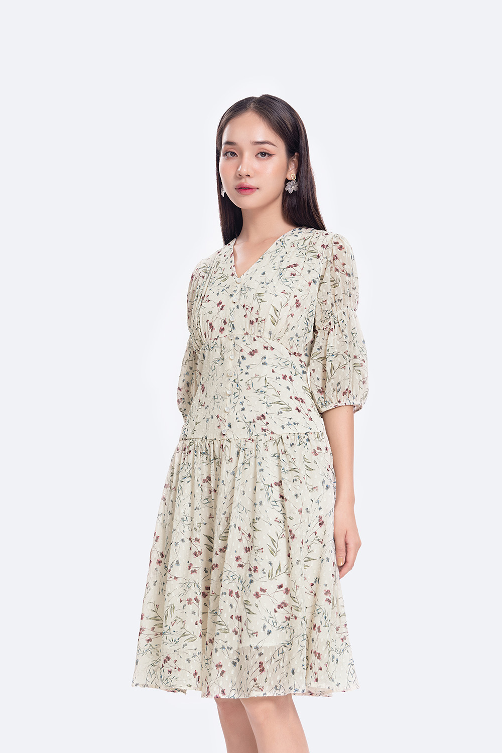 Váy hoa nhí cổ V 2021 - Đầm, váy nữ | ThờiTrangNữ.vn
