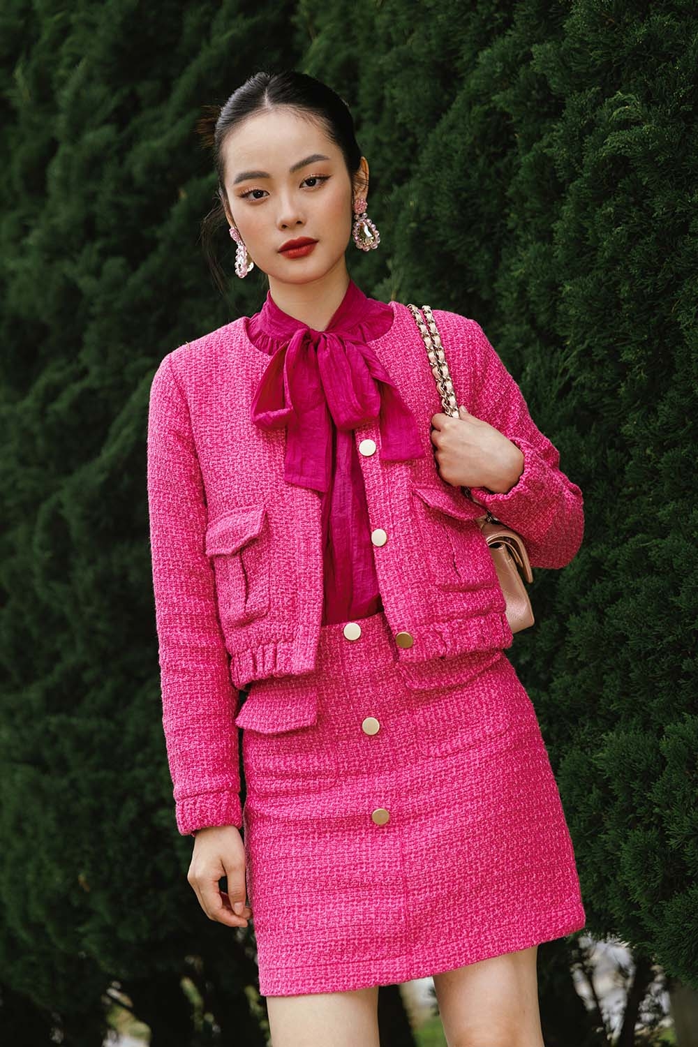 Top 11 shop bán áo khoác dạ nữ đẹp nhất TPHCM - sakurafashion.vn