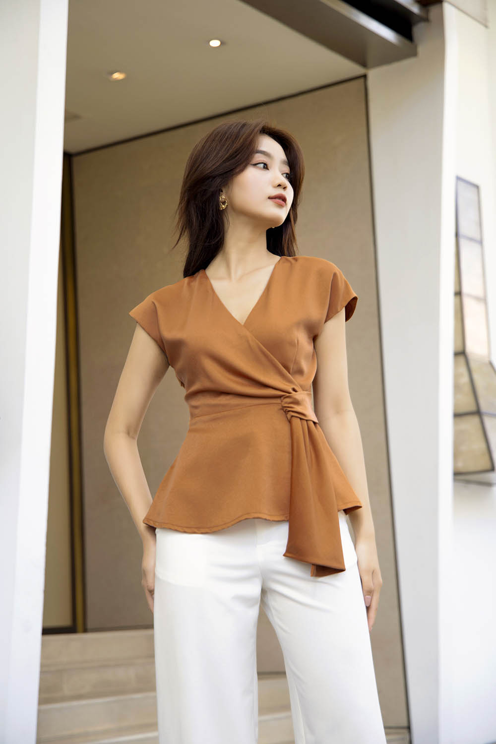 Áo kiểu công sở nữ nhấn eo