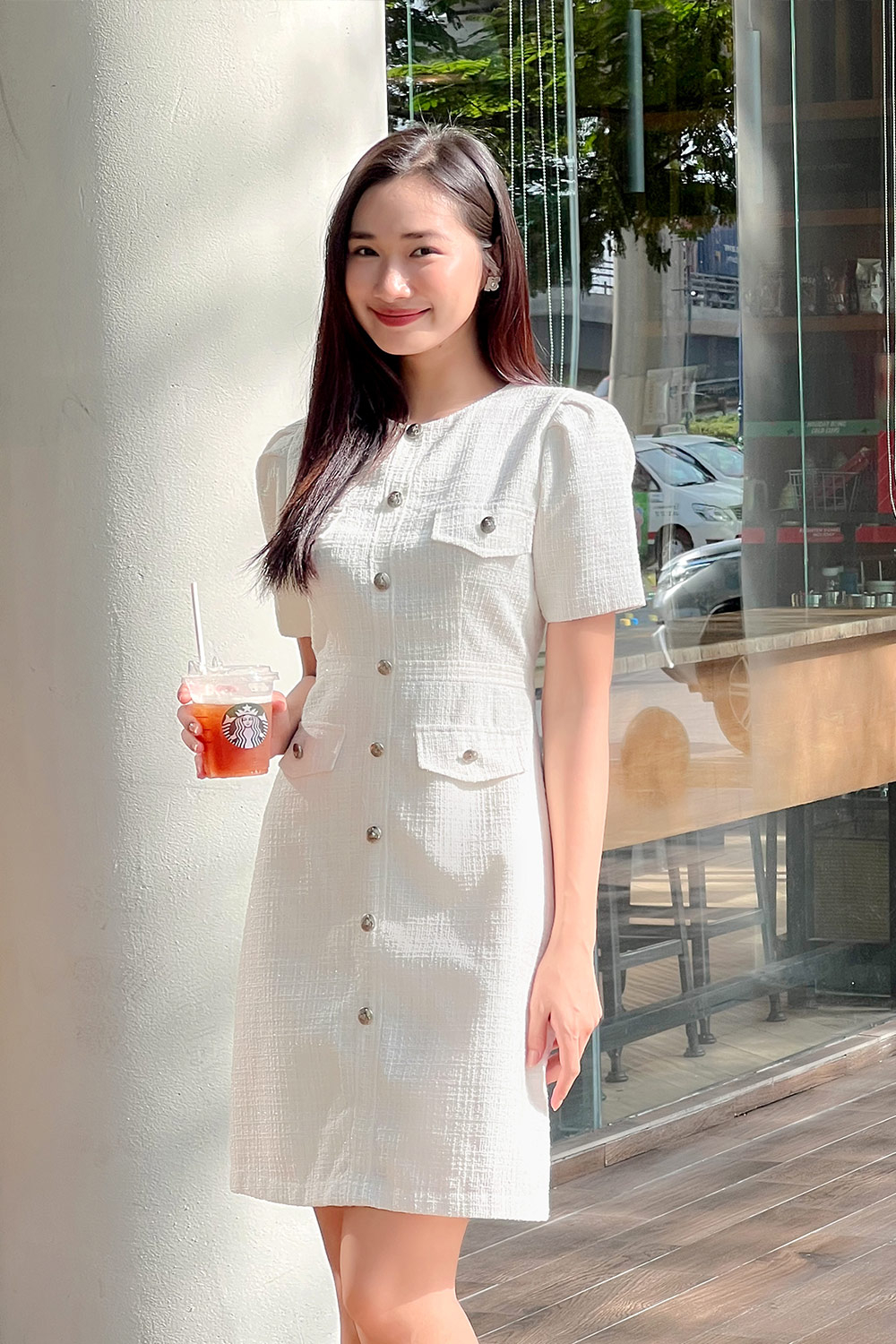 Đầm trắng dự tiệc chữ A phối nút KK118-12