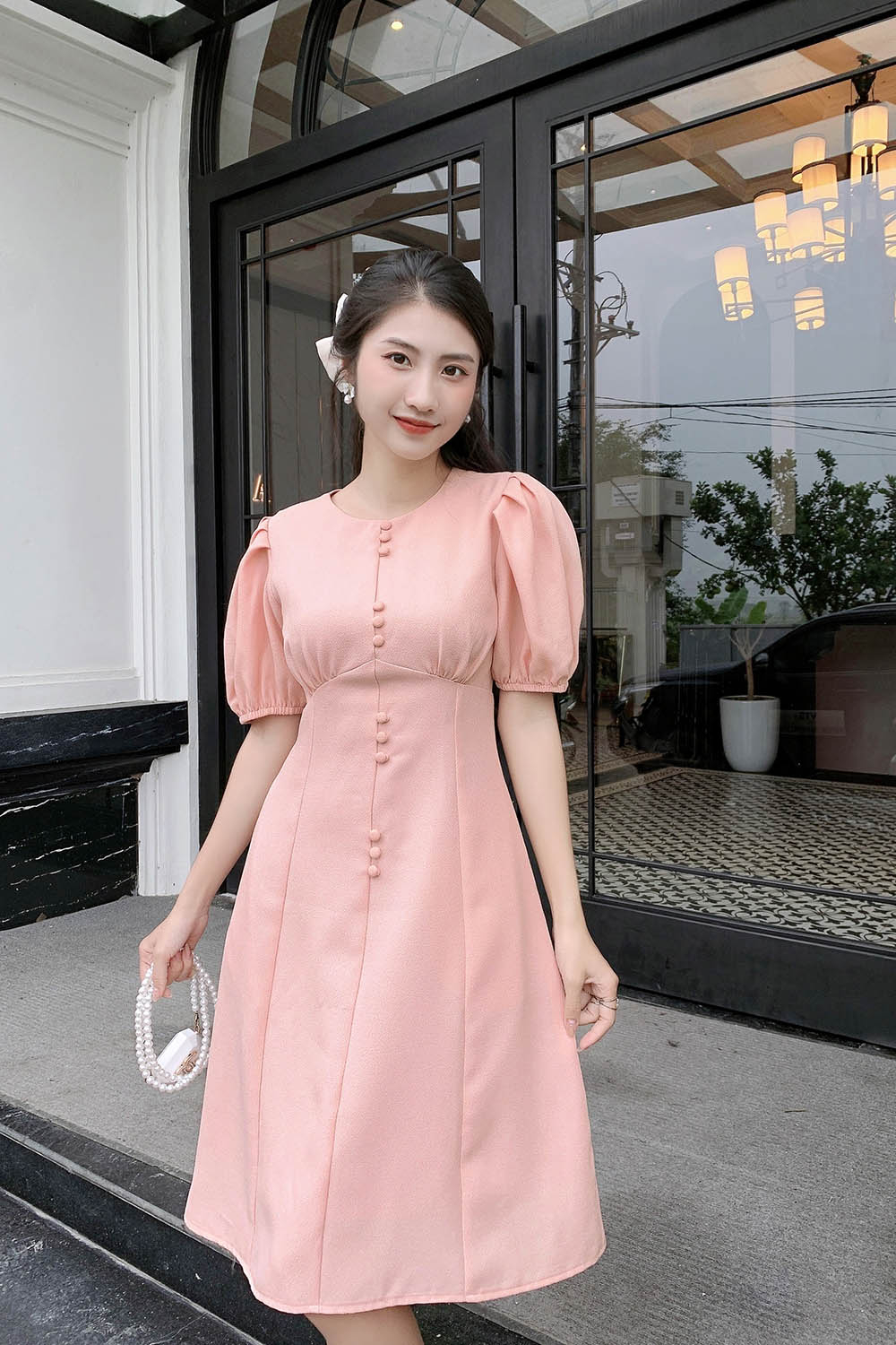 Đầm xòe công sở nhấn eo cao phối nút