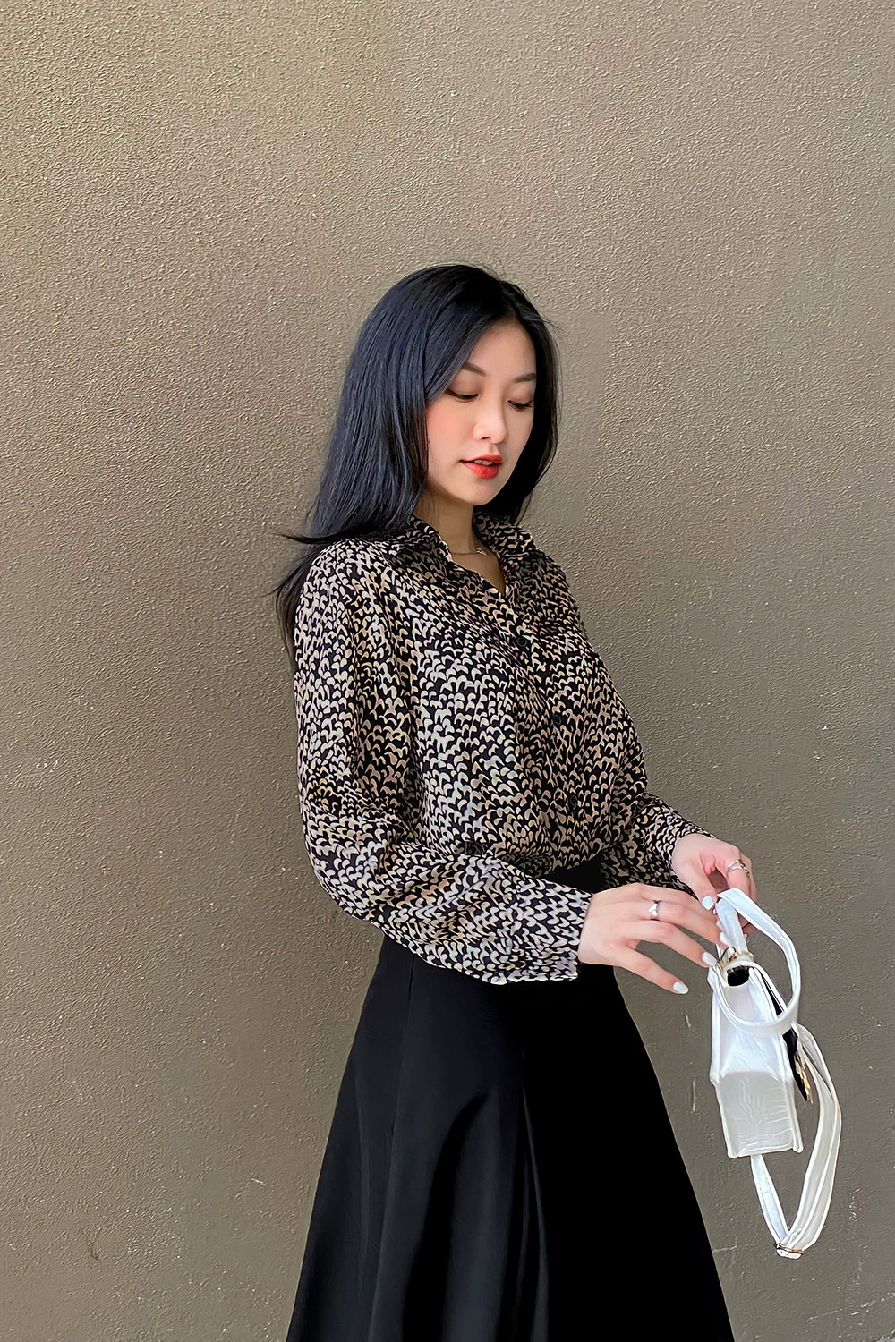 Combo áo sơ mi và chân váy đen công sở đẹp | Shopee Việt Nam