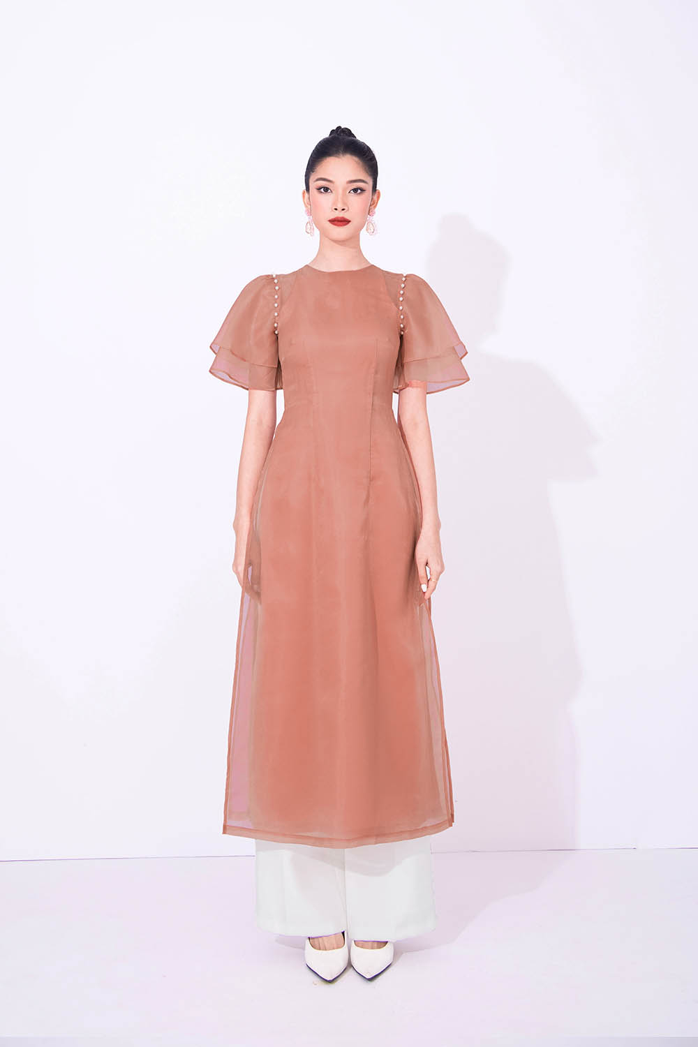 Áo dài tết đơn sắc màu hồng