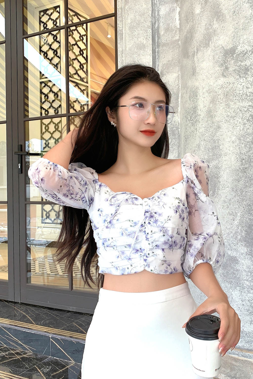 Áo kiểu nữ croptop hoa cổ vuông