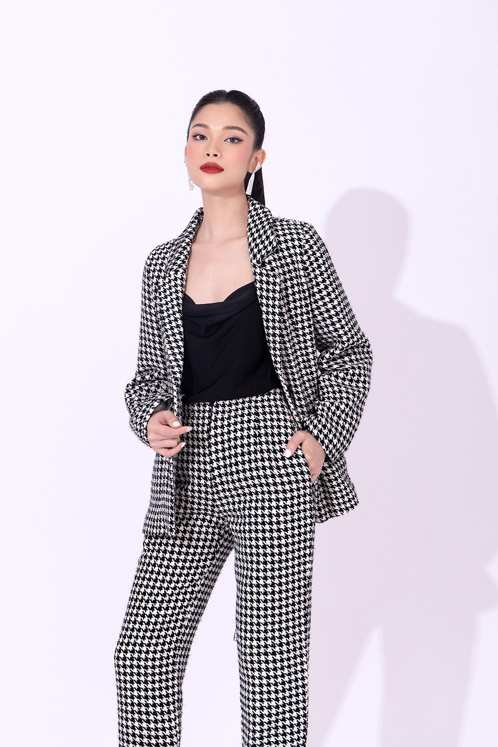 Áo Vest Khoác Nữ Blazer Sọc Caro Dài Tay - TFA100 - Tiên Fashion