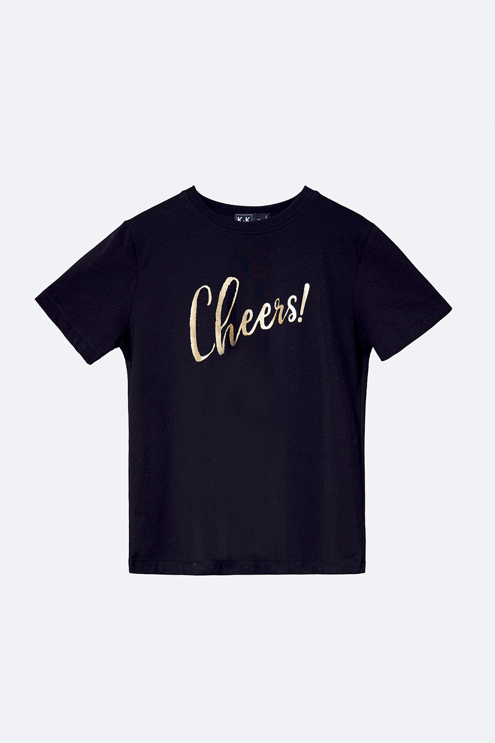 Áo thun nữ màu đen in chữ