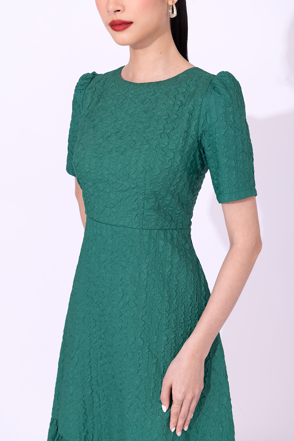 Đầm midi dáng xòe đuôi cá