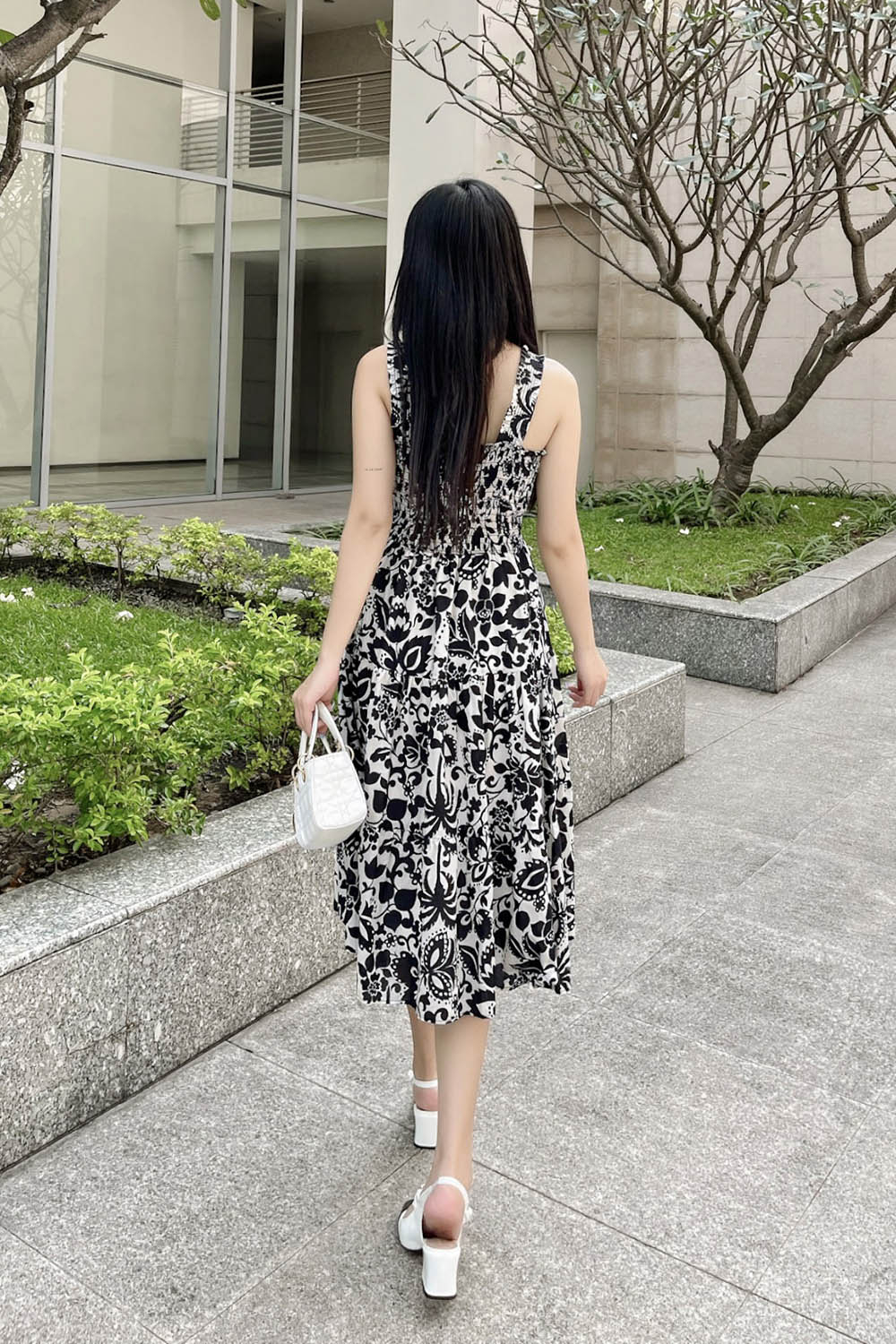 Đầm hai dây dáng xòe ngực bo chun