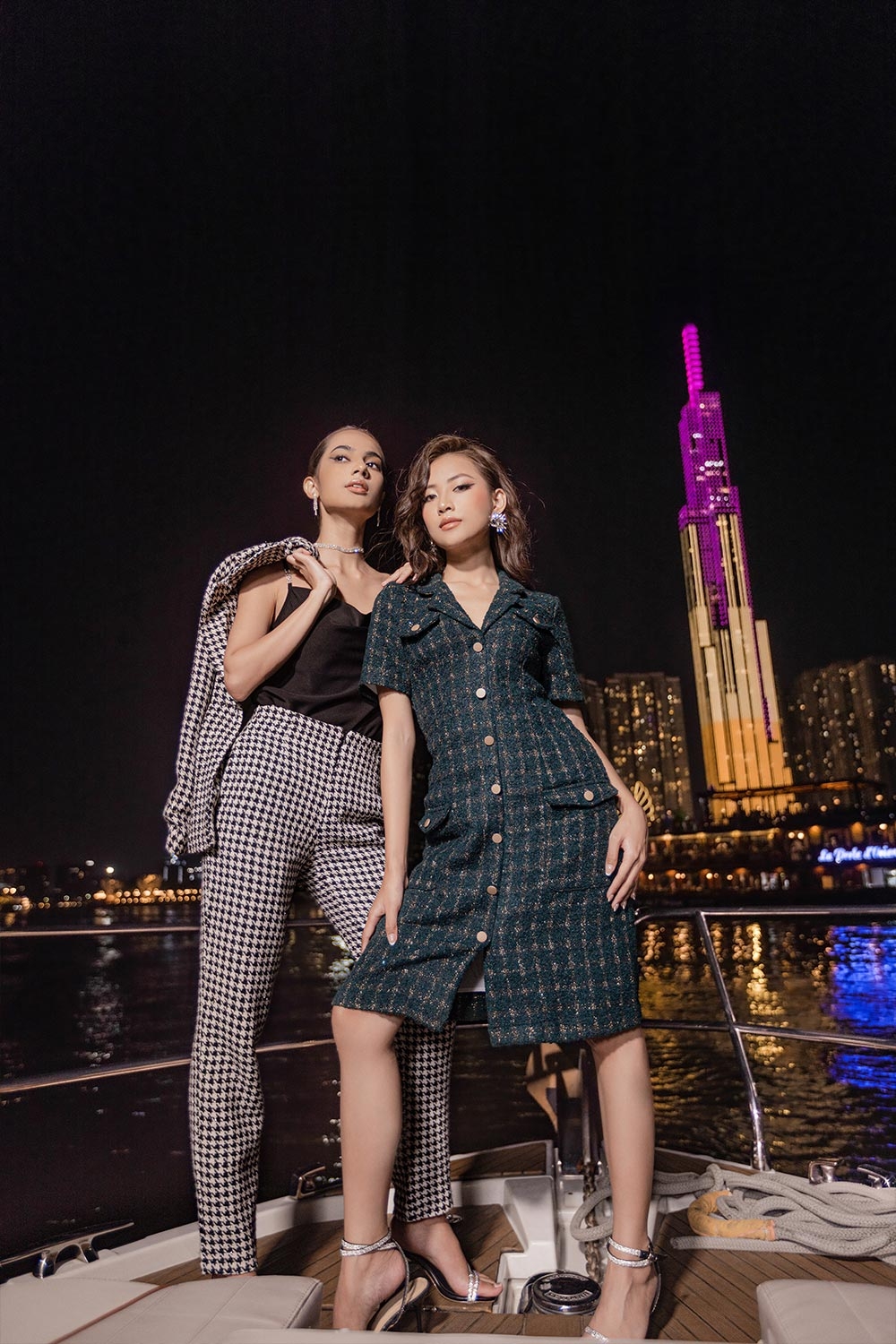 Đầm vải tweed dáng sơ mi phối túi